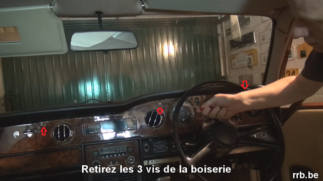 1-2 Dépose boiseries tableau de bord