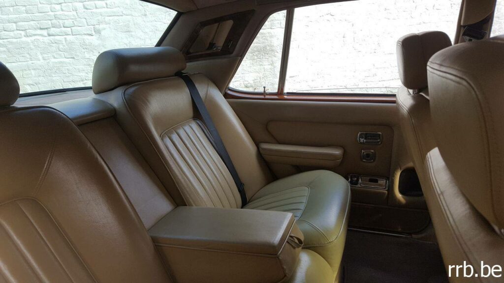 33-1-1024x576 Reportage photos Rolls-Royce Silver Spirit