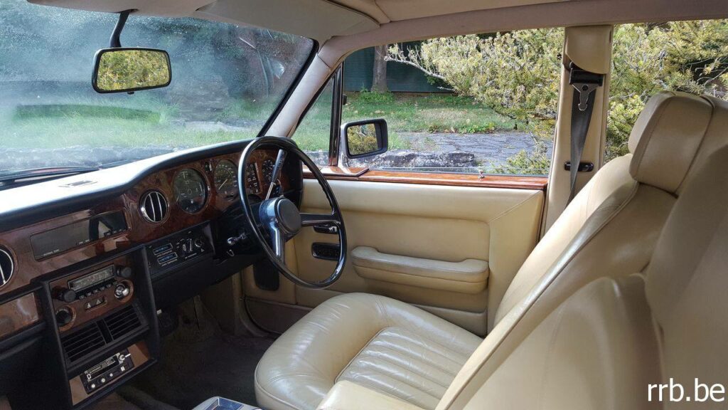 34-1-1024x576 Reportage photos Rolls-Royce Silver Spirit