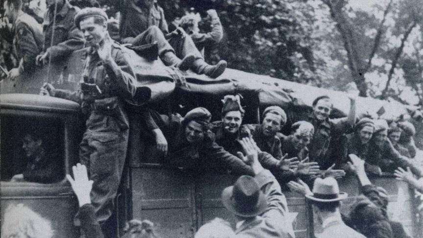8-3 Brigade Piron - Hommage