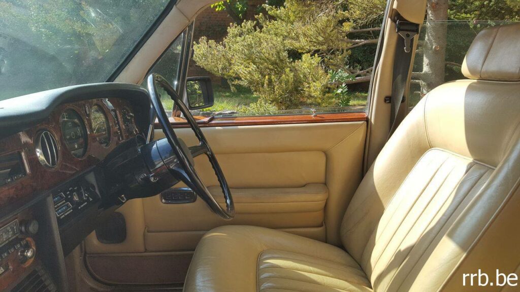 9-1-1024x576 Reportage photos Rolls-Royce Silver Spirit