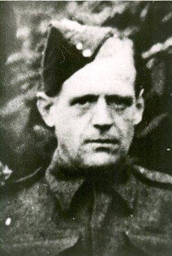 DE-GROOTE-Hippolyte-1909-1944 Hommage aux soldats tués à l'ennemi
