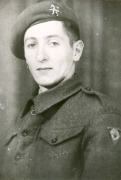 DELHOTTE-Marcel-1921-1944 Hommage aux soldats tués à l'ennemi