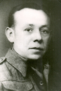 DINANT-Edouard-1900-1944 Hommage aux soldats tués à l'ennemi