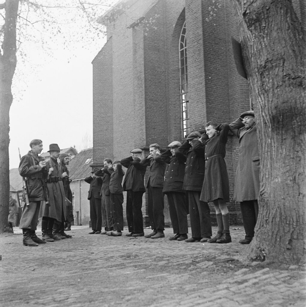La-liberation-de-la-France-la-Belgique-des-Pays-Bas-et-occupation-de-lAllemagne-13-1020x1024 La libération de la France, la Belgique, des Pays-Bas et occupation de l'Allemagne