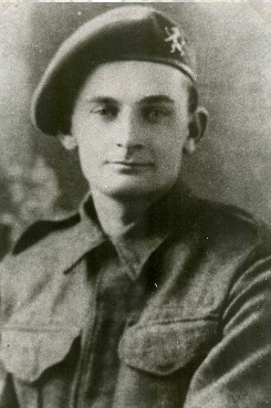 VEREECKEN-Rene-1922-1944 Hommage aux soldats tués à l'ennemi