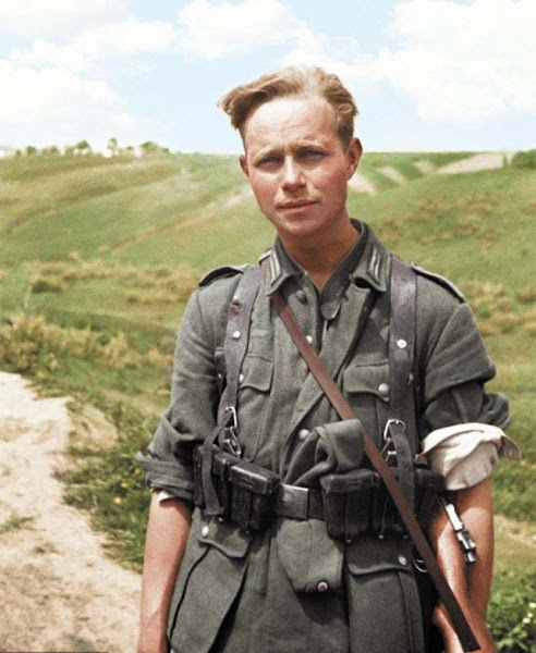 Franz-grasser-photographe-nazi-4 Franz GRASSER, photographe allemand de renommée, mort le 13 novembre 1944