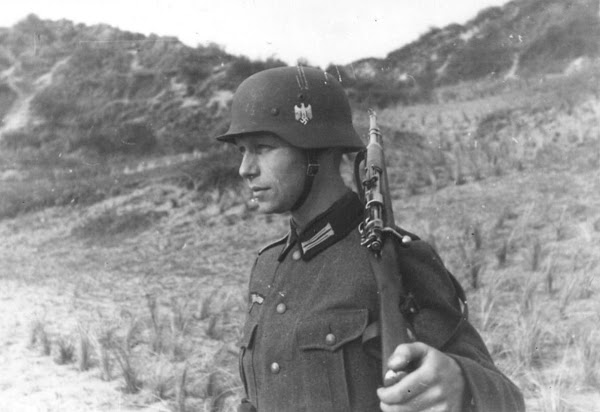 Franz-grasser-photographe-nazi-8 Franz GRASSER, photographe allemand de renommée, mort le 13 novembre 1944